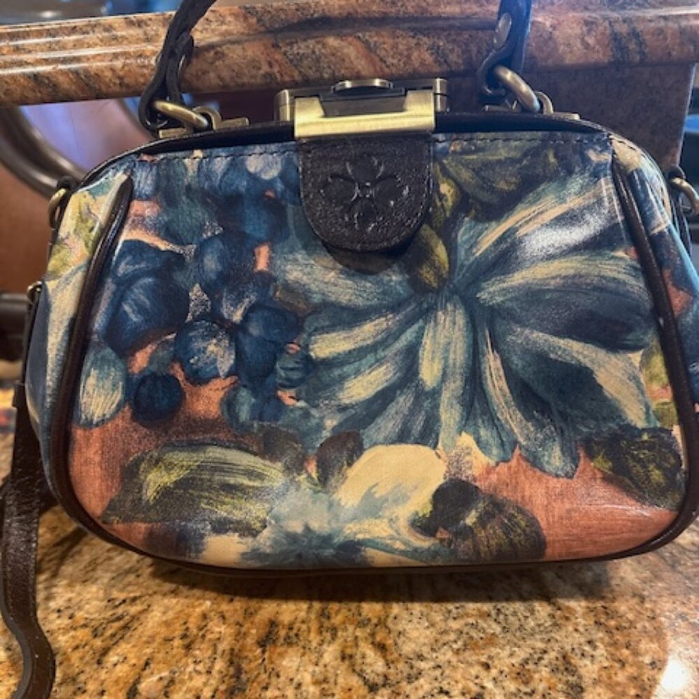 Patricia Nash Leather Very Good Condition Antica